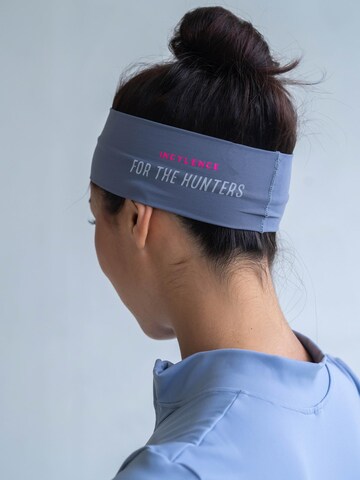 INCYLENCE Athletic Headband in Blue
