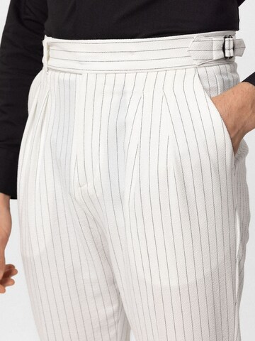 Regular Pantalon Antioch en blanc