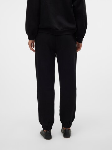 Tapered Pantaloni di VERO MODA in nero