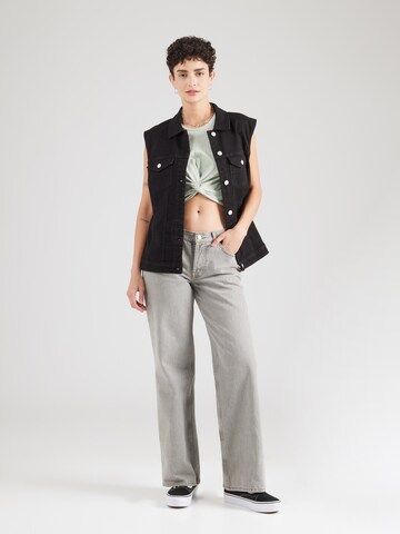 Noisy may Top 'NMTWIGGI' in Grey