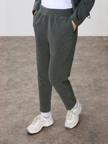 Tommy Life Tracksuit in Green