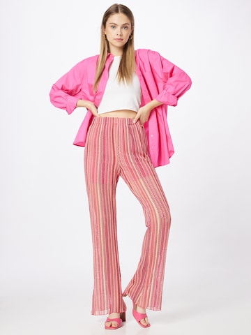 Loosefit Pantalon 'Poppy' Freebird en rose