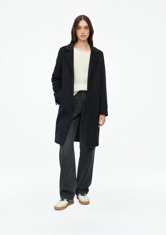 s.Oliver Between-seasons coat in Black: front
