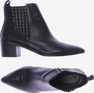 Office London Dress Boots in 38 in Black: front