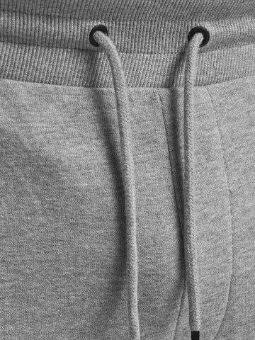 Effilé Pantalon 'Gordon' Jack & Jones Plus en gris