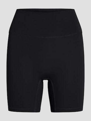 YO-GAYA Leggings in Black: front