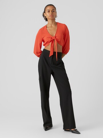 VERO MODA Wide leg Cargo Pants 'SASIE' in Black