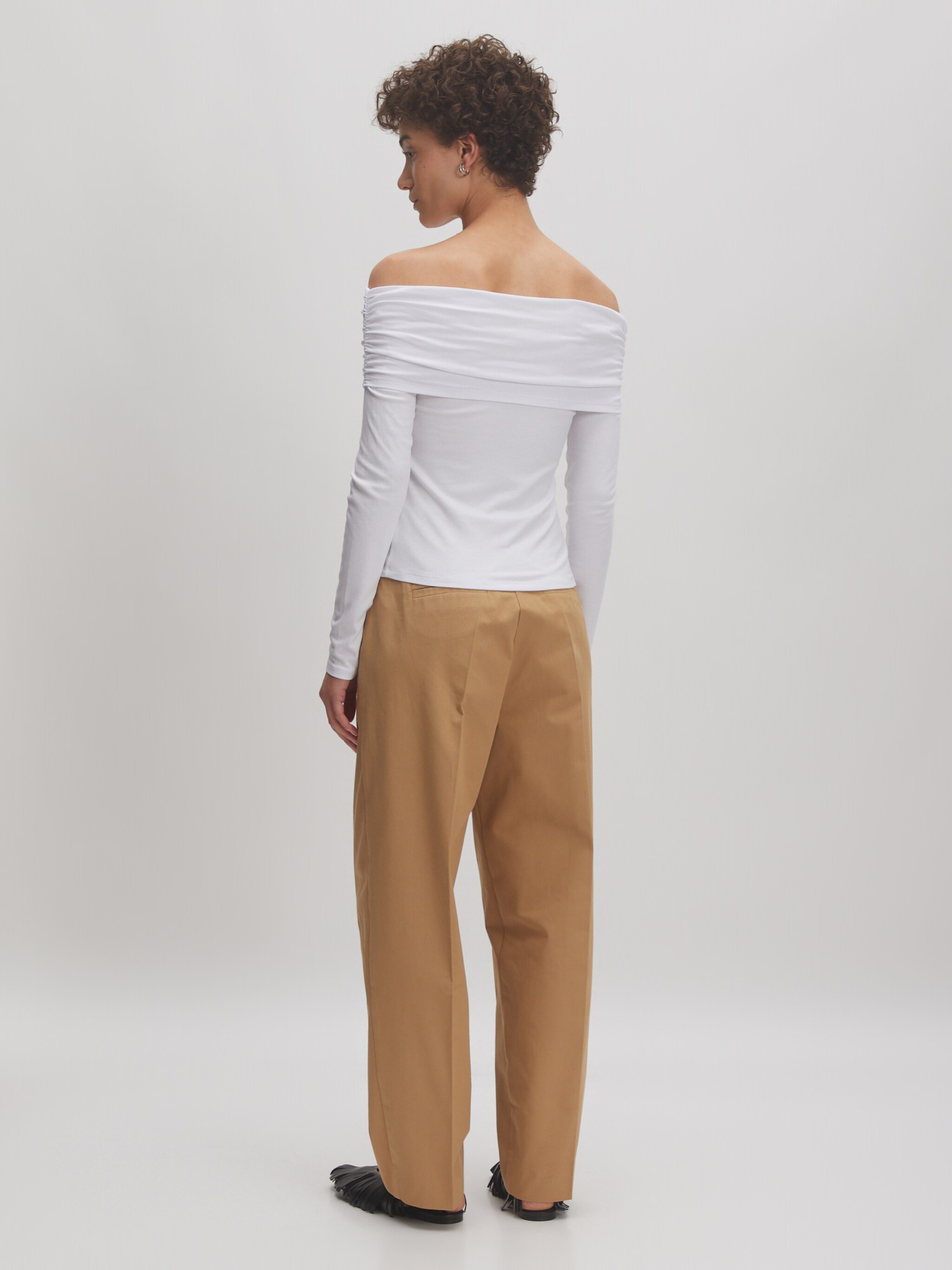 EDITED Producten Shirt 'Manja' Wit