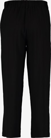 regular Pantaloni con pieghe 'Ci44ra' di Hailys in nero