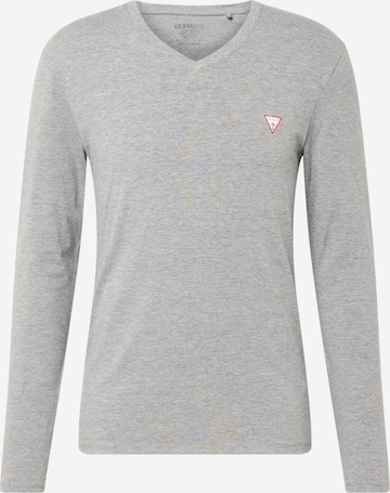 T-Shirt GUESS en gris : devant