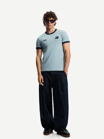 T-Shirt Bershka en bleu