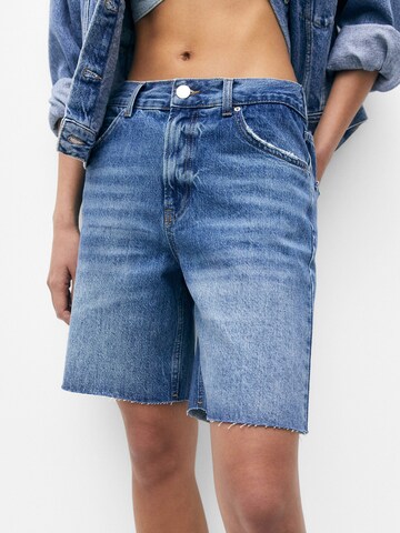 Pull&Bear Loosefit Shorts in Blau