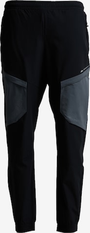 Effilé Pantalon MONTERRAIN en noir : devant