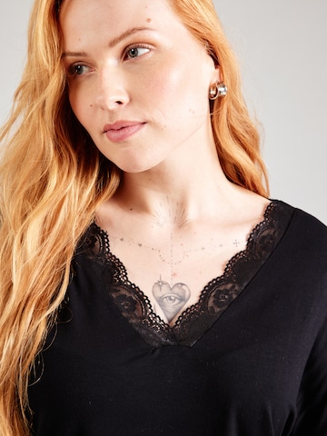 T-shirt ONLY Carmakoma en noir