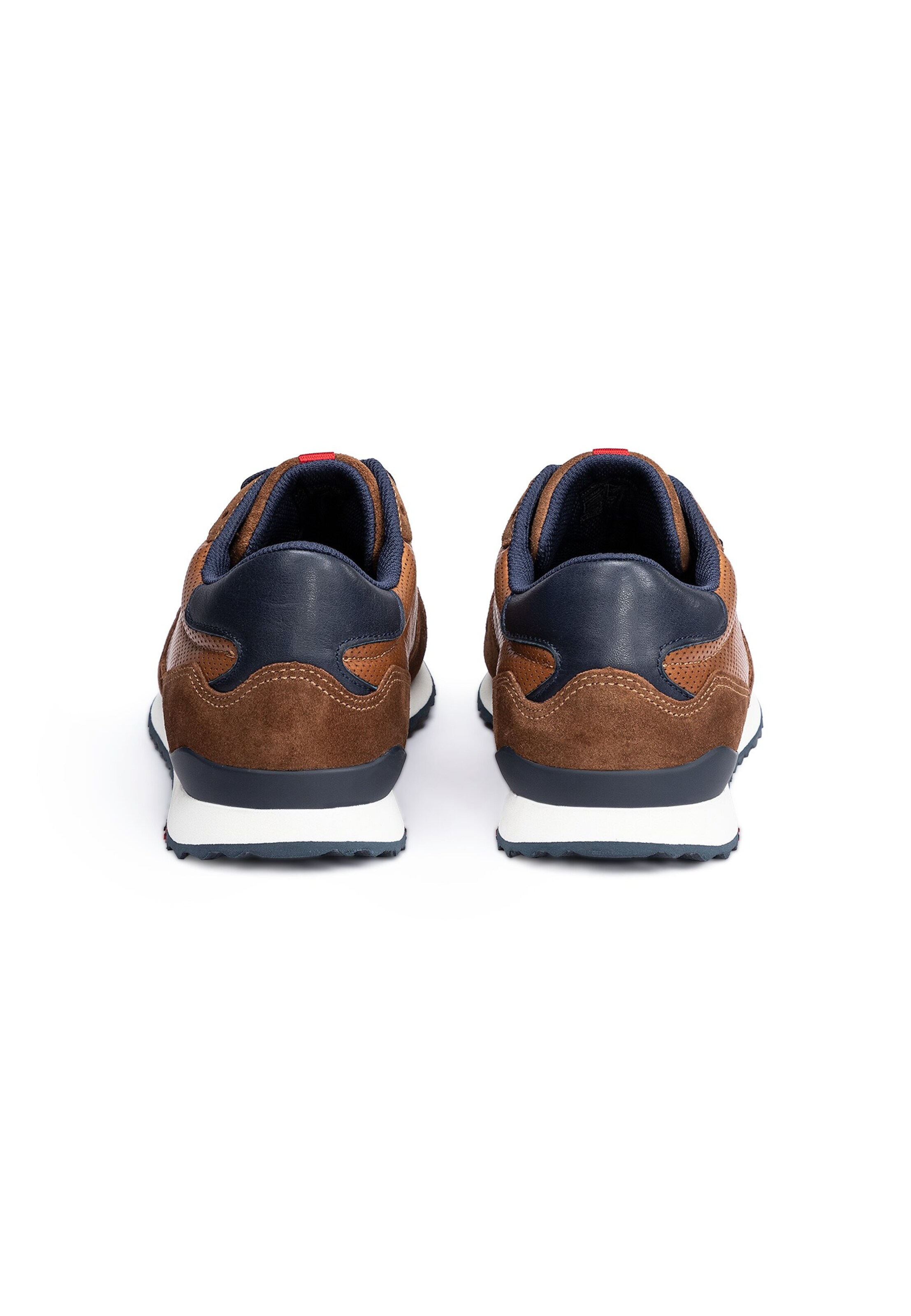 LLOYD Sneakers laag 'Edmond' in Bruin