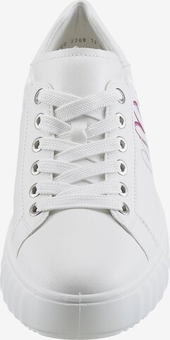 ARA Sneakers in White