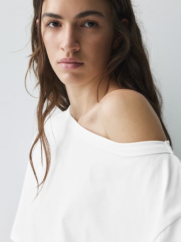 Pull&Bear Тениска в бяло