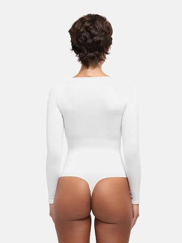 cfab - Body moldeador 'Clean Longsleeve Squareneck Sculpting Bodysuit with String' en blanco