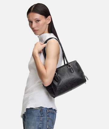 Liebeskind Berlin Schultertasche in Schwarz: Vorderseite