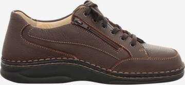 Finn Comfort Athletic Lace-Up Shoes in Brown