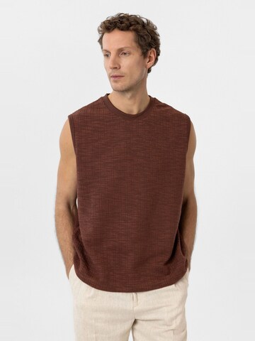 Antioch Bluser & t-shirts 'Alexandre' i brun: forside