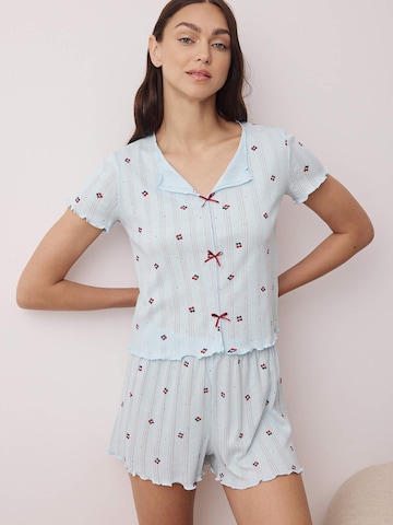 Shorty Trendyol en bleu : devant