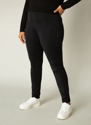 BASE LEVEL CURVY Slimfit Jeggings 'Ada' in Schwarz: predná strana