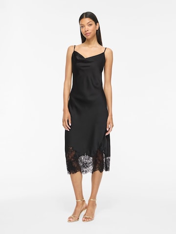 Robe de soirée 'VISabel' VILA en noir