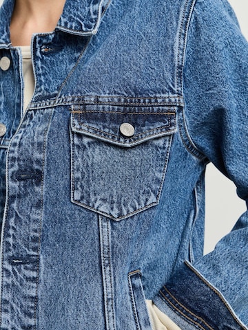 Pepe Jeans Between-season jacket ' CRESCENT ' in Blue