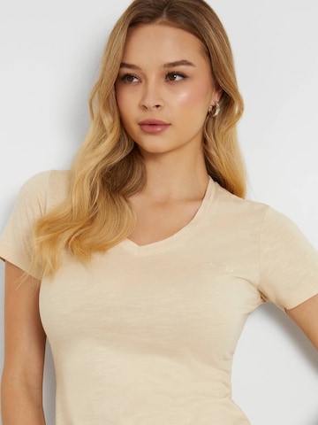 GUESS T-Shirt in Beige