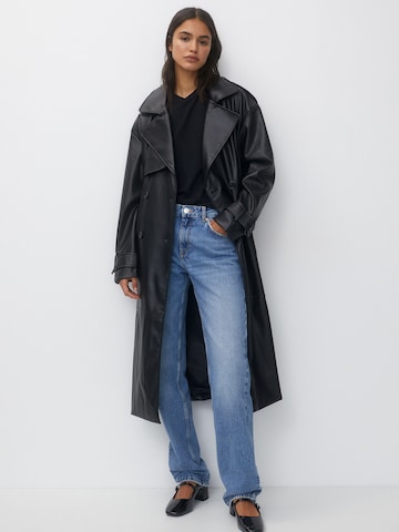 Pull&Bear Between-seasons coat in Black: front