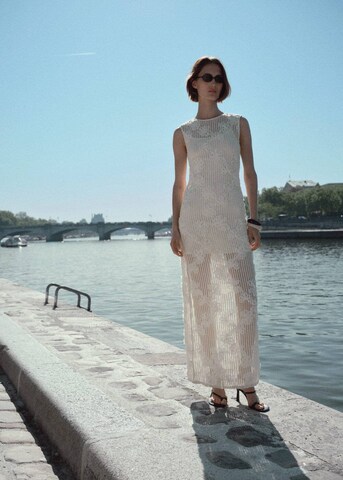 MANGO Kleid in Beige