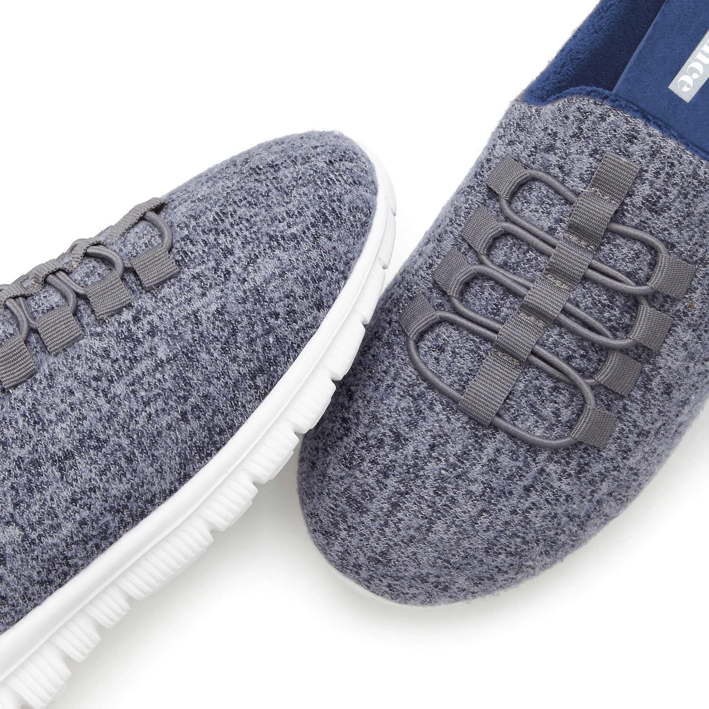 VIVANCE Slippers in Blue