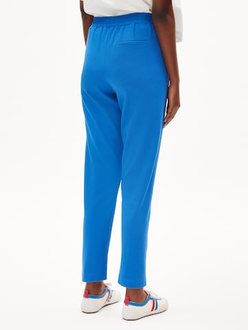Regular Pantalon 'MAGDAALENA' ARMEDANGELS en bleu
