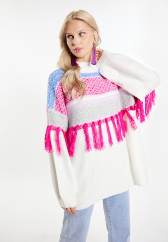 IZIA Sweater 'Eyota' in White: front