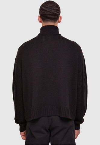 Urban Classics Sweater in Black