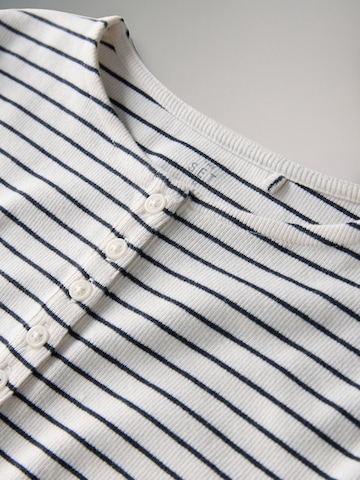 The Set T-Shirt in Blau