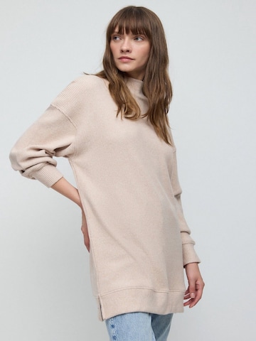 No Matter What Pullover in Beige: Vorderseite