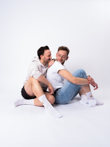 Occulto Socken 'Pride' in Weiß
