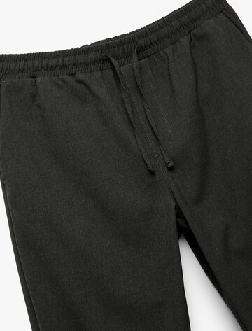 Koton Slimfit Hose in Grau
