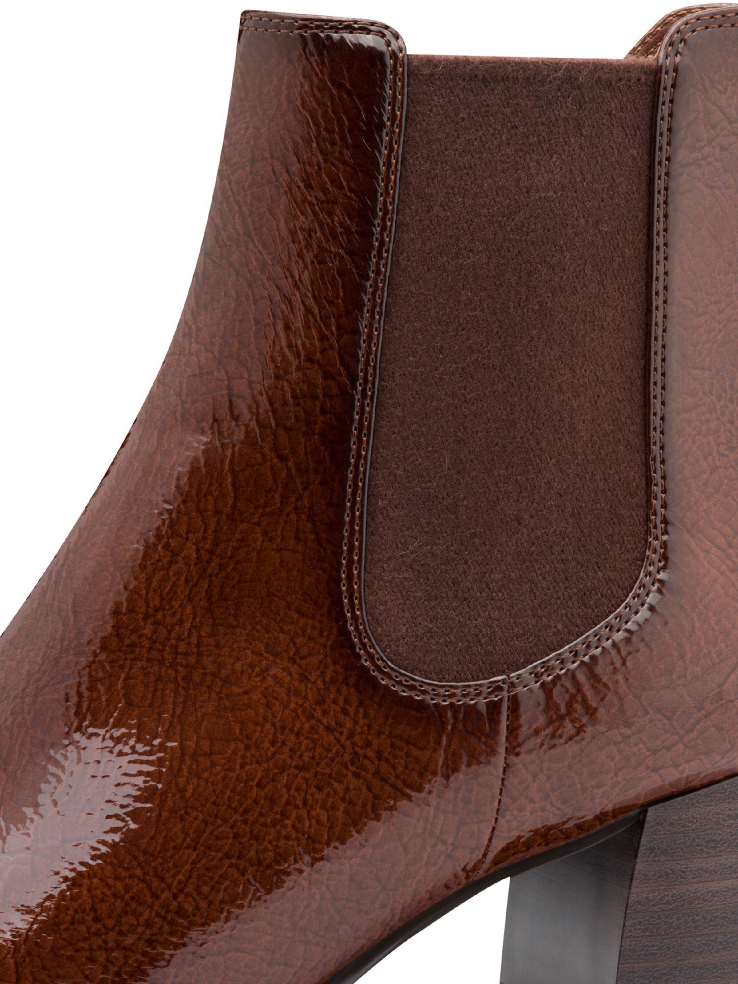 Tamaris - Botines en marrón