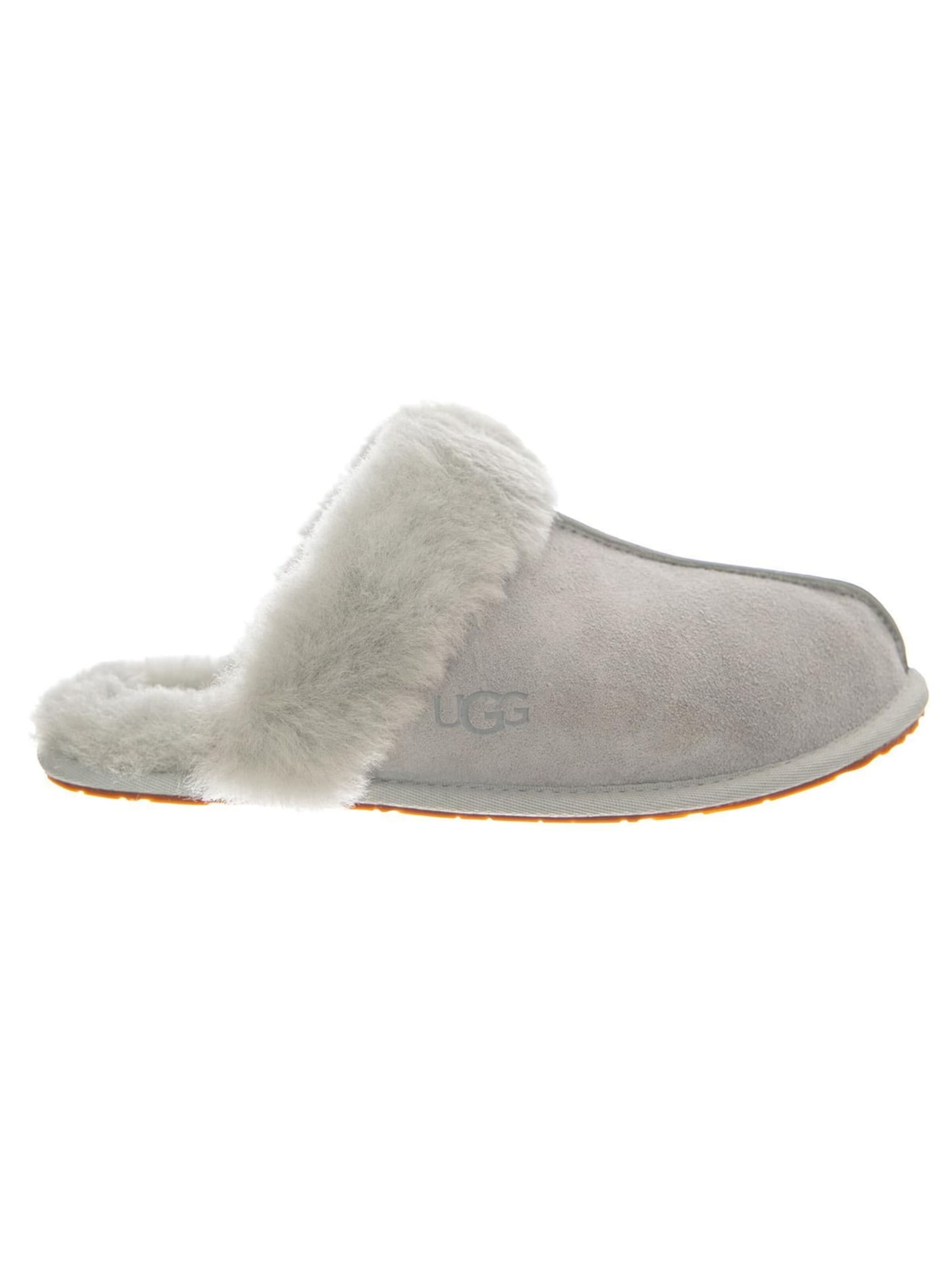 Pantoufle 'W SCUFFETTE II GLACIER GREY' UGG en gris : devant