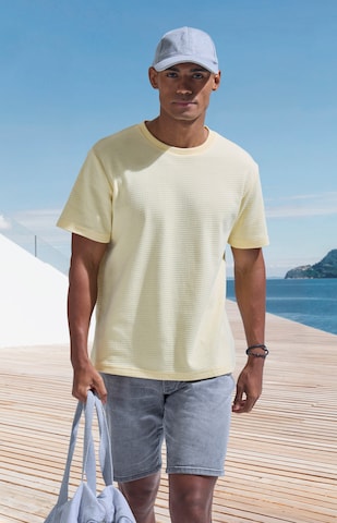 JOHN DEVIN T-Shirt in Gelb
