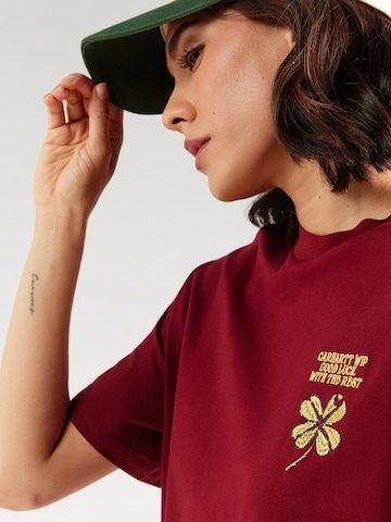 Carhartt WIP Тениска 'Clover' в червено