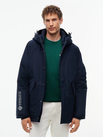 TOMMY HILFIGER Winter Parka in Blue: front