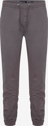 INDICODE JEANS Tapered Chino Pants in Grey: front