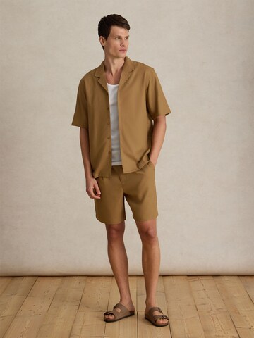DAN FOX APPAREL Regular Shorts 'Alan' in Braun