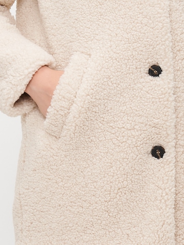 Vero Moda Tall Tussenmantel 'VMKYLIE' in Beige