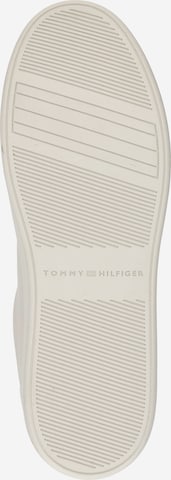 TOMMY HILFIGER Σνίκερ χαμηλό σε μπεζ