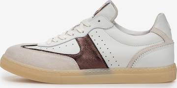 Floris van Bommel Sneakers 'Minni 04' in White: front